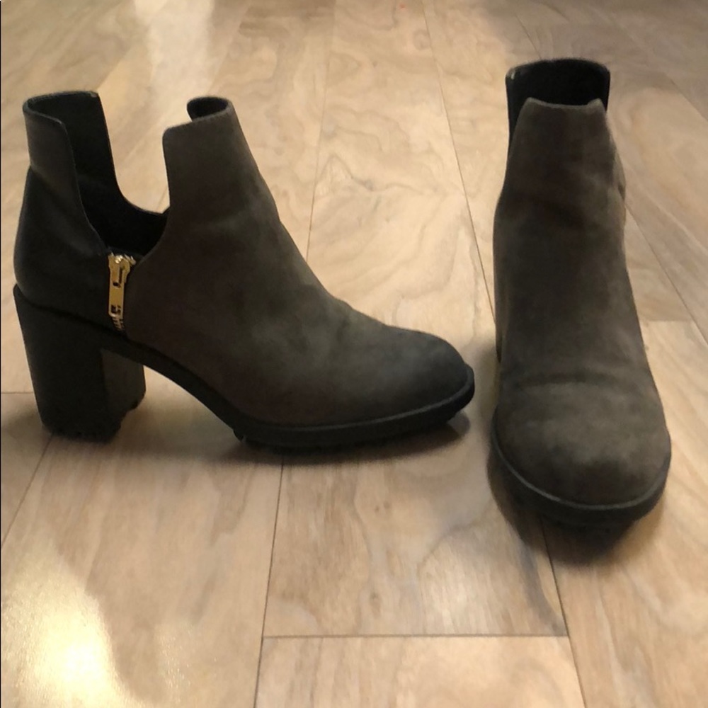 Zara Gray and black booties